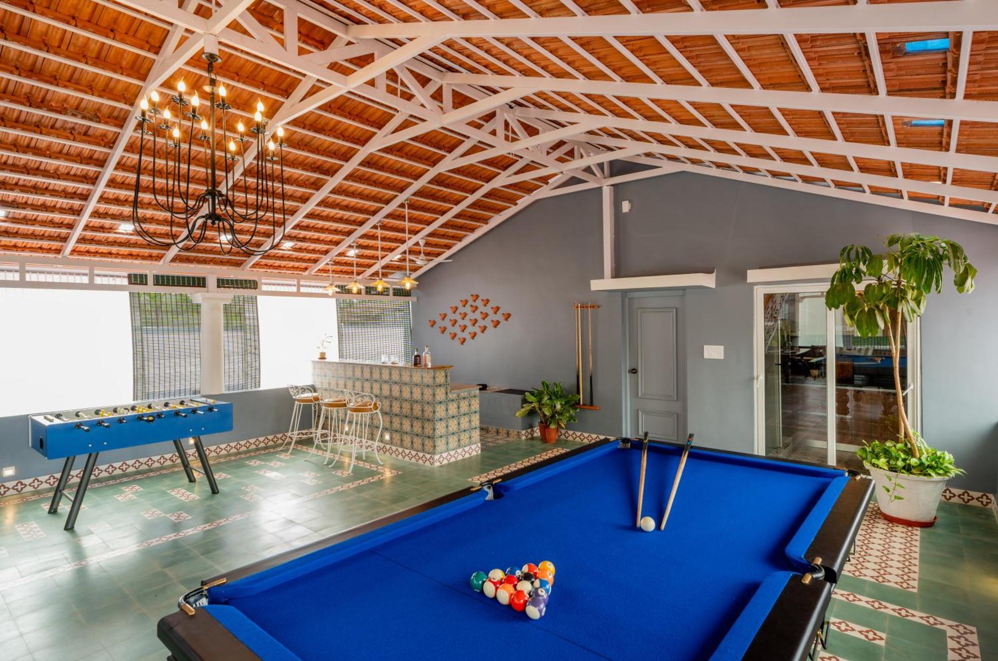 Elivaas 5 Bhk With Pvt Pool, Entertainment Room & Glass House - Bludoor Marmagao Екстериор снимка